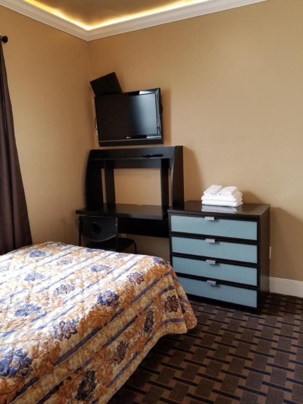 Twin Peaks Hotel image 23